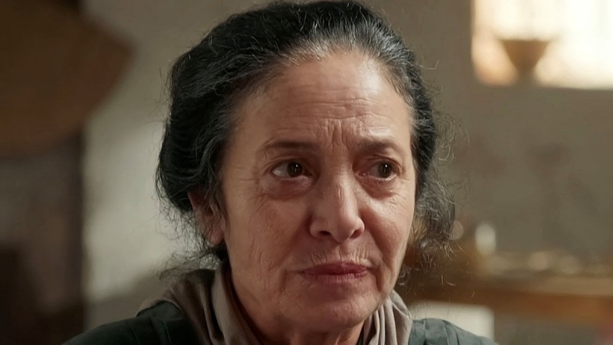 La Promessa anticipazioni 17 novembre: Cruz impedisce il ritorno di Ramona alla tenuta e scatena l La Promessa anticipazioni 17 novembre: Cruz impedisce il ritorno di Ramona alla tenuta e scatena l