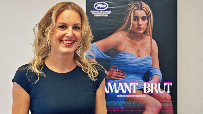 Una ragazza brillante, quando la bellezza diventa 'dipendenza'