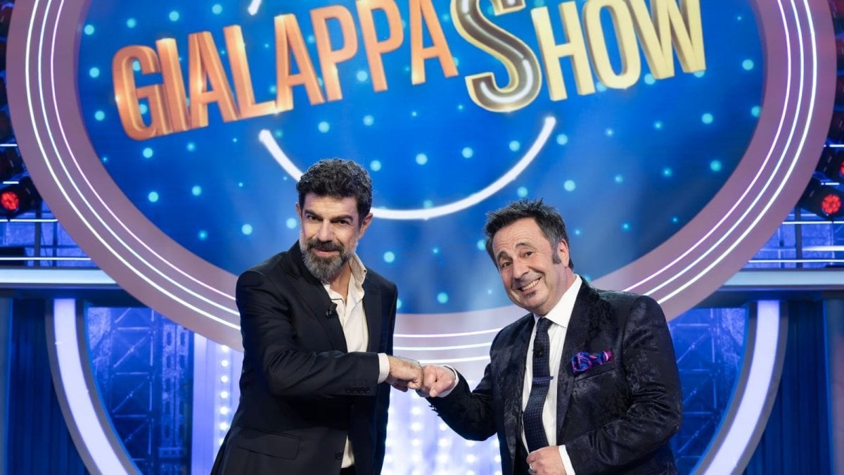 GialappaShow, anticipazioni stasera: Pierfrancesco Favino co conduttore e Mariasole Pollio ospite di Vererrimo GialappaShow, anticipazioni stasera: Pierfrancesco Favino co conduttore e Mariasole Pollio ospite di Vererrimo