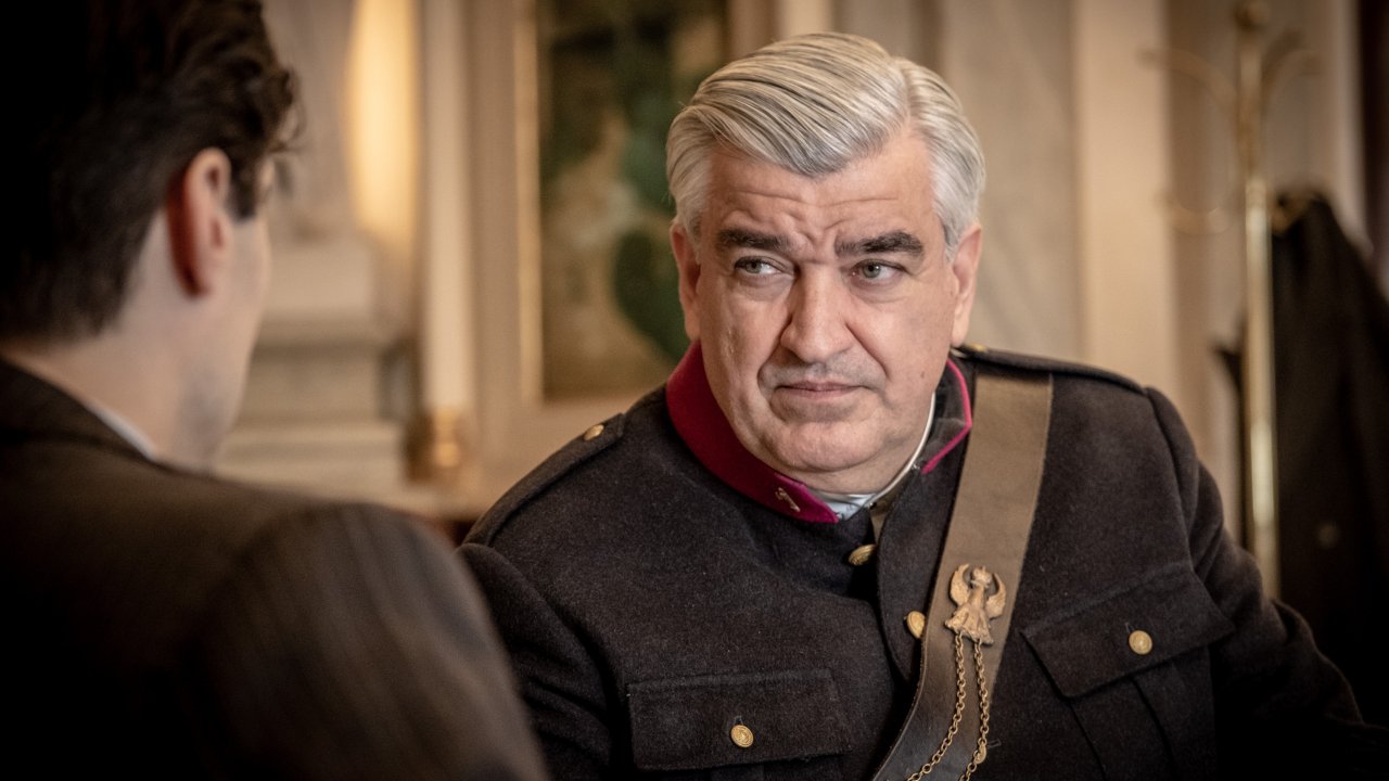 Antonio Milo ne Il Commissario Ricciardi 3