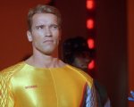The Running Man: chi è Arnold Schwarzenegger nel reboot? Il regista spiega il colpo di scena