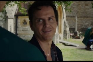 Wake Up Dead Man: A Knives Out Mystery - Trailer del whodonit Netflix con Daniel Craig e Josh O'Connor