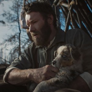 Train Dreams: Joel Edgerton in una scena