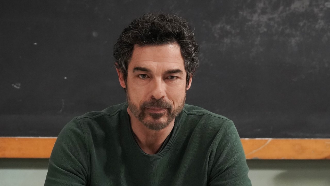 Alessandro Gassmann per Un professore 3.