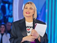 Grande Fratello, pagelle nona puntata: Giulia e i suoi fratelli commuovono (8), Rasha 'va con i ricconi' (4)