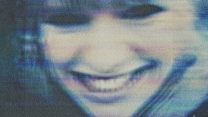 Shelby Oaks, recensione: un horror ibrido che spreca lo spunto iniziale