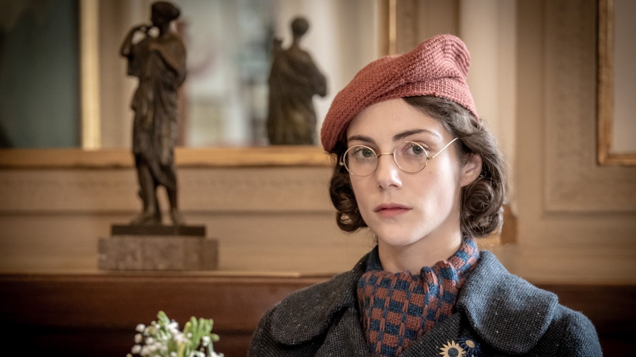 Maria Vera Ratti per Il Commissario Ricciardi 3