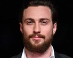Werwulf: Aaron Taylor-Johnson insanguinato a torso nudo nelle foto leaked dell'horror di Robert Eggers