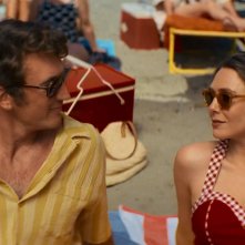 Eternity: Elizabeth Olsen, Miles Teller in una sequenza