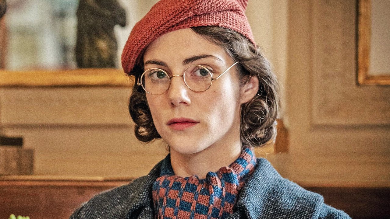 Maria Vera Ratti per Il Commissario Ricciardi 3