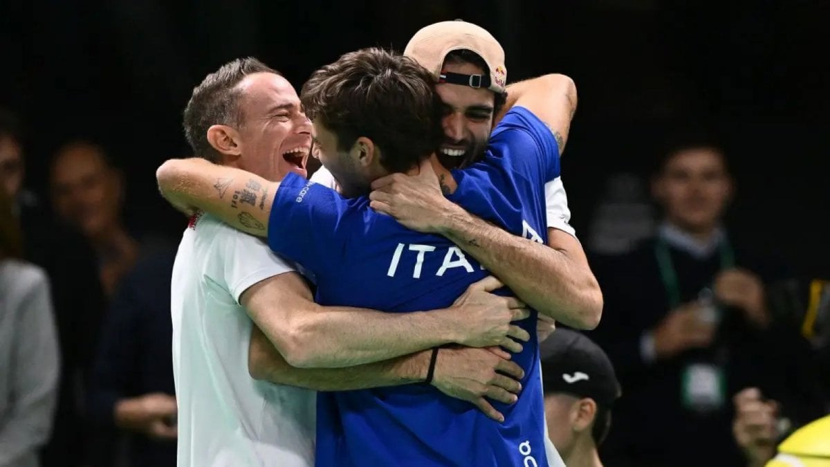 Coppa Davis 2025, Italia Spagna orario e dove vedere in tv e streaming la finale di Bologna