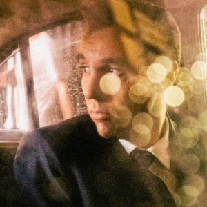 Monsieur Aznavour: Tahar Rahim in una sequenza