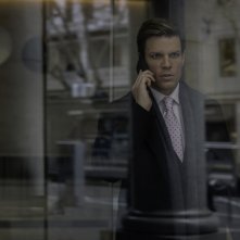 All Her Fault: Jake Lacy in una scena della serie