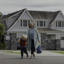 All Her Fault: Sarah Snook col piccolo Milo nella serie