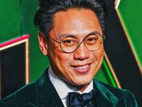 Wicked - Parte 2, la fine del viaggio secondo Jon M. Chu: 'I nostri figli hanno diritto di credere nei sogni'