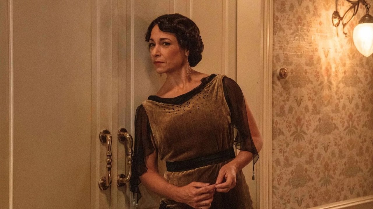 Leocadia de Figueroa è interpretata dall'attrice Isabel Serrano