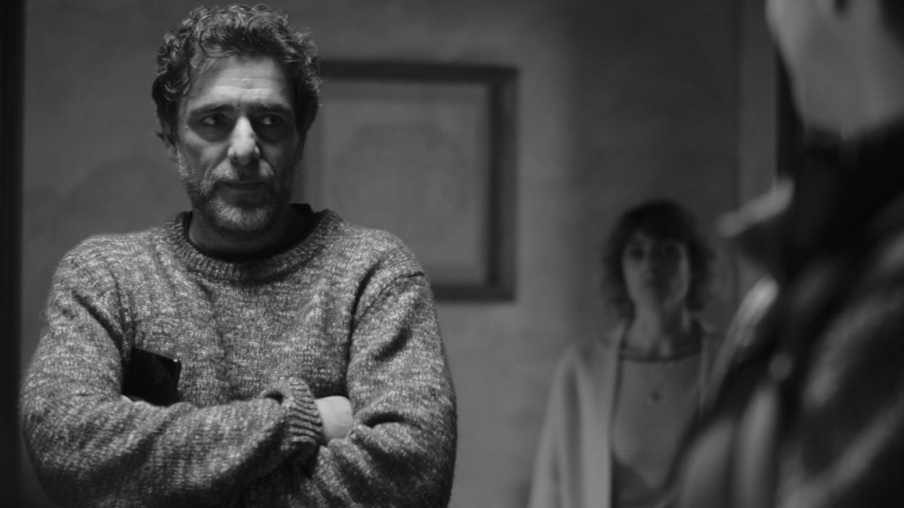 Adriano Giannini in una scena di Separazioni