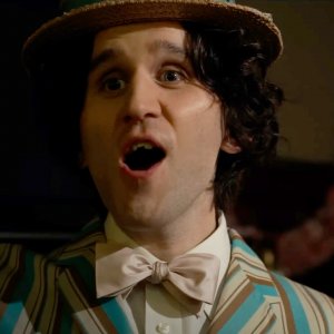 Pillion - Amore senza freni: Harry Melling in un primo piano
