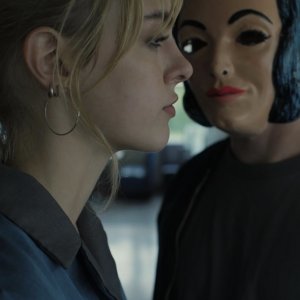 Last Straw: Jessica Belkin in una sequenza