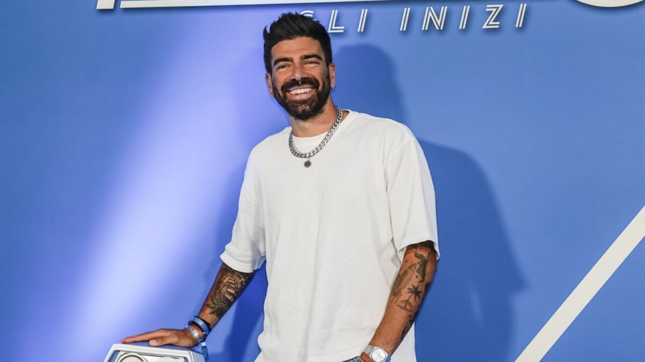 Gianluca Gazzoli il conduttore di Sanremo Giovani