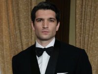 Il Paradiso delle Signore, anticipazioni 28 novembre: Roberto fa una proposta di lavoro a Johnny