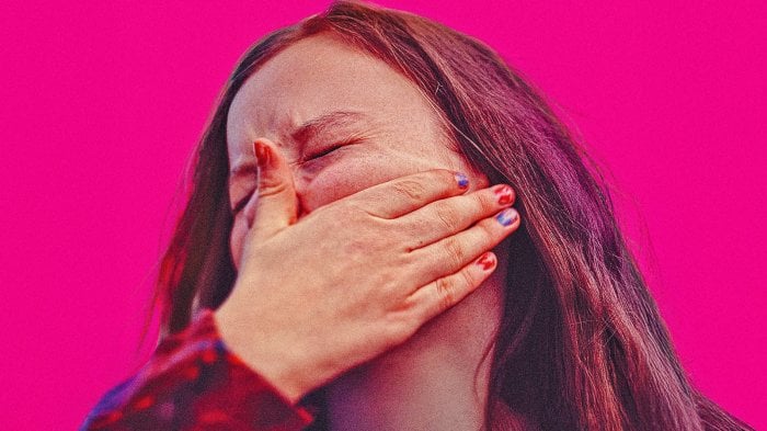 Lo schiaffo, la recensione: una satira disturbante sulle famiglie (dis)funzionali