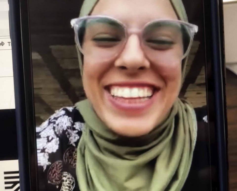 Put Your Soul On Your Hand And Walk Prendi In Mano Lanima E Cammina Primo Piano