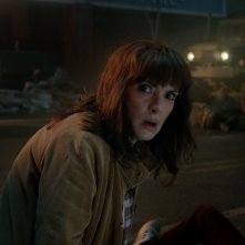 Winona Ryder in una scena di Stranger Things 5