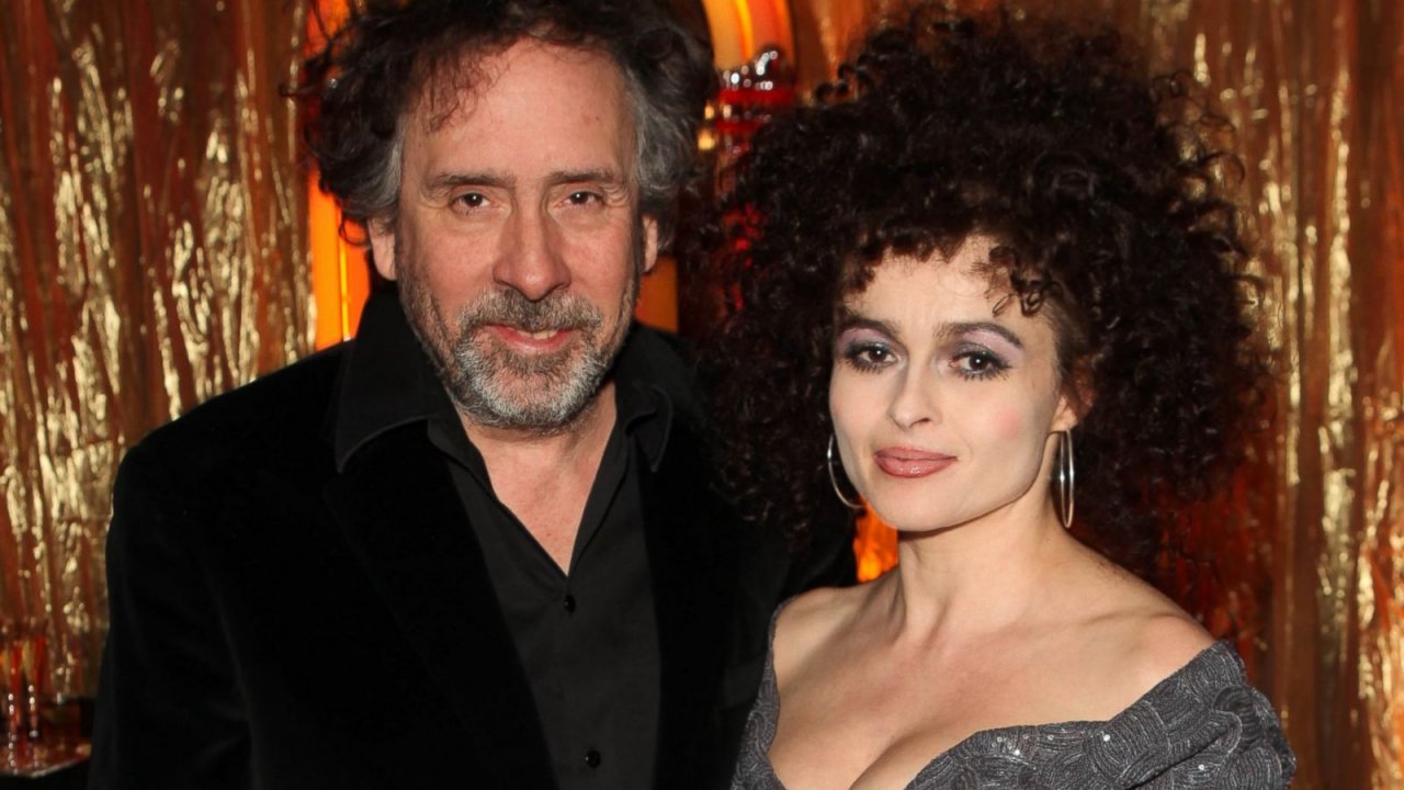Tim Burton e Helena Bonham Carter durante un evento pubblico