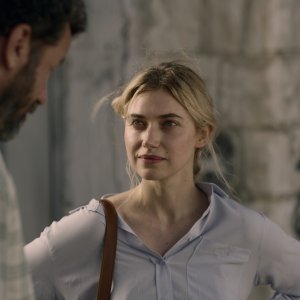 The Teacher: Saleh Bakri e Imogen Poots in una scena