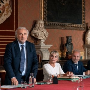 Sicilia Express: Jerry Calà è uno dei ministri del governo nella miniserie