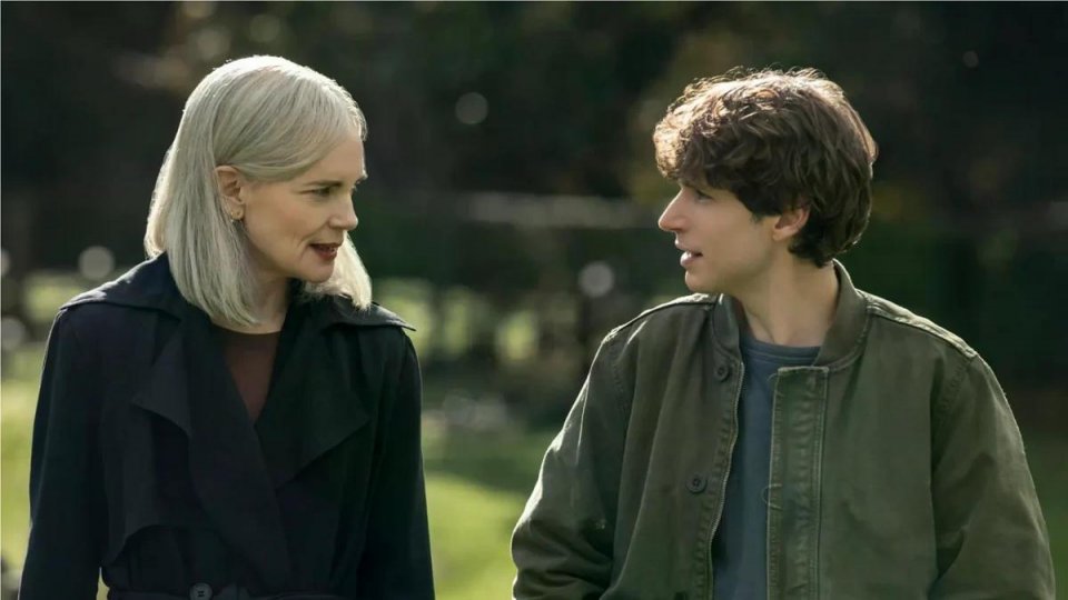 Talamasca Elizabeth Mcgovern Nicholas Denton Scena Serie Tv