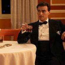 Kiss of the Spider Woman: Tonatiuh in una scena