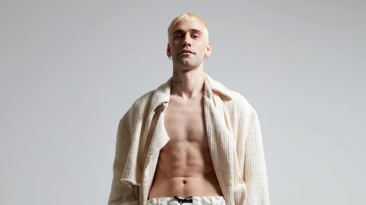 Sanremo 2026, sorpresa tra gli esclusi: niente palco per Carl Brave e Mr. Rain Sanremo 2026, sorpresa tra gli esclusi: niente palco per Carl Brave e Mr. Rain