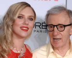 Scarlett Johansson torna a difendere Woody Allen: 'Importante avere integrità'