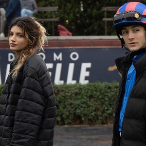 Laghat - Un sogno impossibile: Carlotta Antonelli e Lorenzo Guidi in una scena