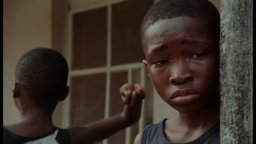 My Father's Shadow - Trailer dell'opera prima di Akinola Davies Jr. con Ṣọpẹ́ Dìrísù