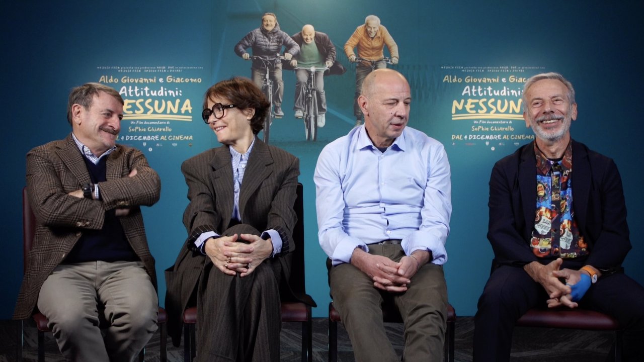 Aldo, Giovanni e Giacomo insieme a Sophie Chiarello