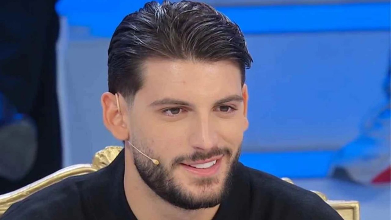 Uomini e Donne: Ciro va in esterna con Alessia, le corteggiatici di Flavio hanno la sindrome dell'abbandono