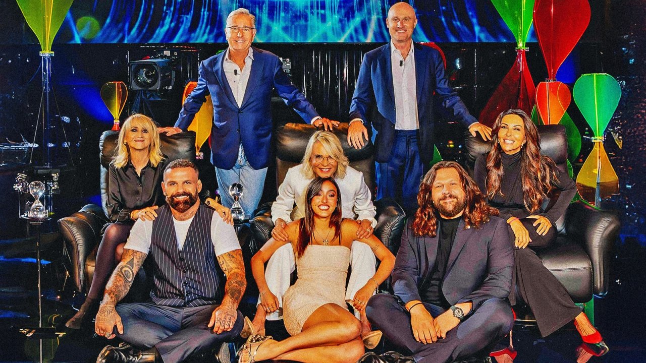 Maria De Filippi conduce Tu Si Que Vales su Canale5