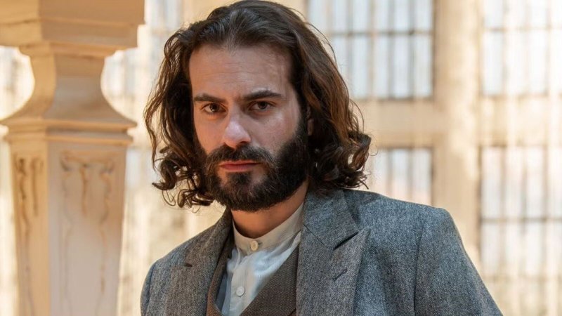 La Promessa anticipazioni 9 dicembre: Cruz accusa Leocadia di omicidio, Adriano torna e salva Maria e Samuel