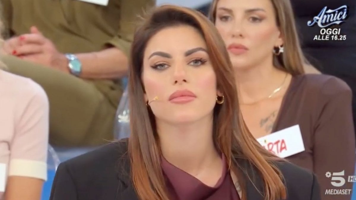 Uomini e Donne anticipazioni: Flavio annuncia che la scelta è vicina, Ciro Solimene balla con Elisa