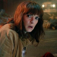 Winona Ryder in una scena di Stranger Things 5
