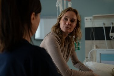 Little Disasters Diane Kruger Jo Joyner Scena Ospedale Serie Tv Paramount Plus