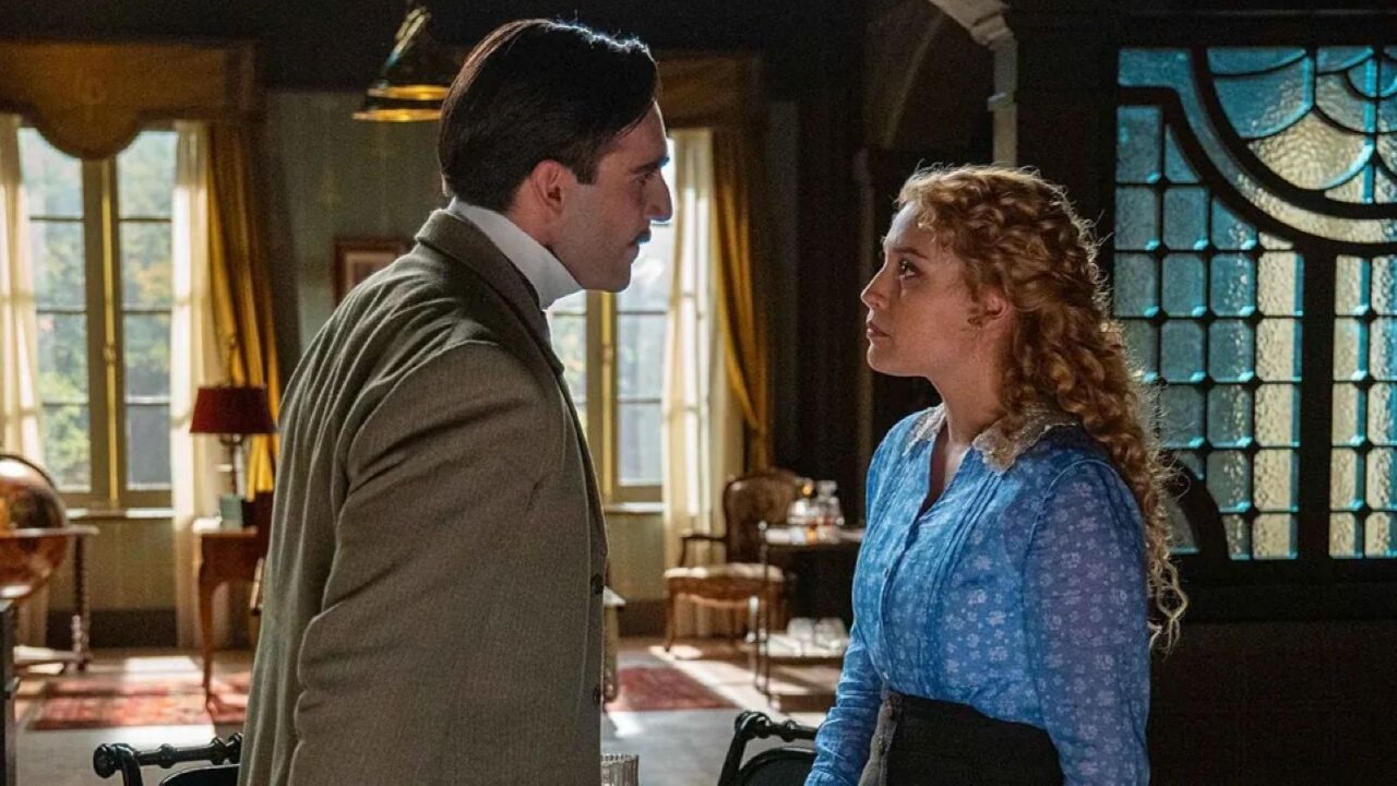 La Promessa anticipazioni 11 dicembre: Curro ferma l’aggressione di Lorenzo a Jana