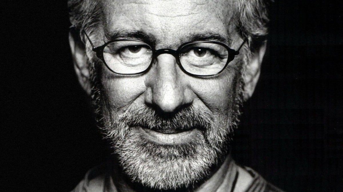 steven spielberg il suo film sugli ufo anticipato in un poster a times square tutto sar224 svelato da Movieplayer.it steven spielberg il suo film sugli ufo anticipato in un poster a times square tutto sar224 svelato