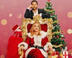My secret Santa, la recensione: tra Mrs Doubtfire e Tootsie, la star di Virgin River diventa Babbo Natale