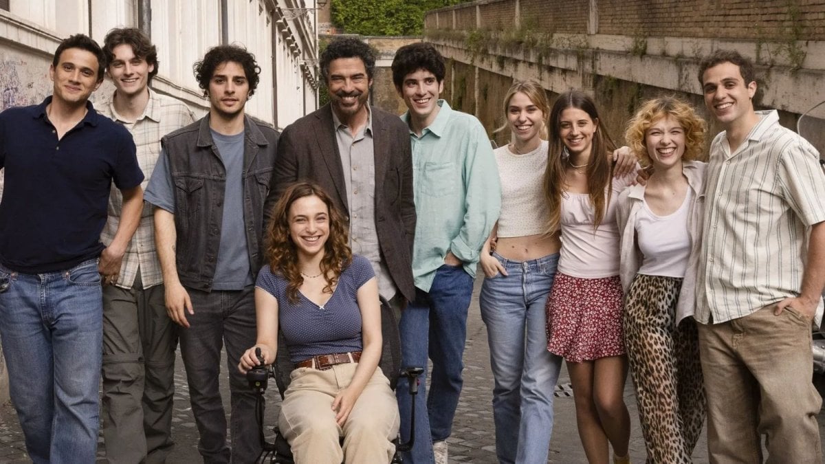 un professore 3 dov 232 finita la filosofia cosa resta alla fiction di rai 1 se diventa quasi una soap da Movieplayer.it un professore 3 dov 232 finita la filosofia cosa resta alla fiction di rai 1 se diventa quasi una soap