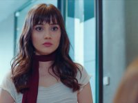 Forbidden Fruit, anticipazioni 15 dicembre: Alihan si prepara a partire mentre Zeynep è pronta a sposarsi