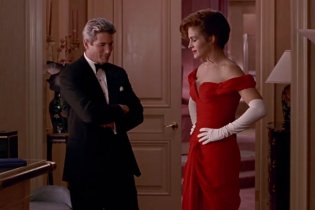 Pretty Woman - Trailer italiano del cult romantico di Garry Marshall con Julia Roberts e Richard Gere